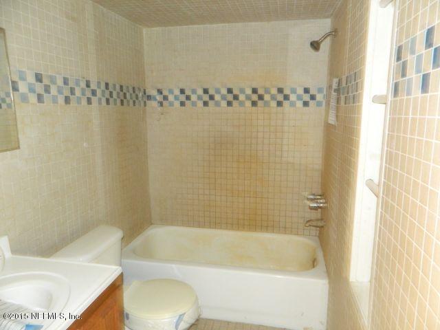 16033 Shellcracker Road Jacksonville, FL 32226 - Photo 16 of 38 Bathroom-a