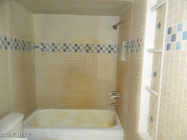 16033 Shellcracker Road Jacksonville, FL 32226 - Photo 18 of 38 Bathroom-c
