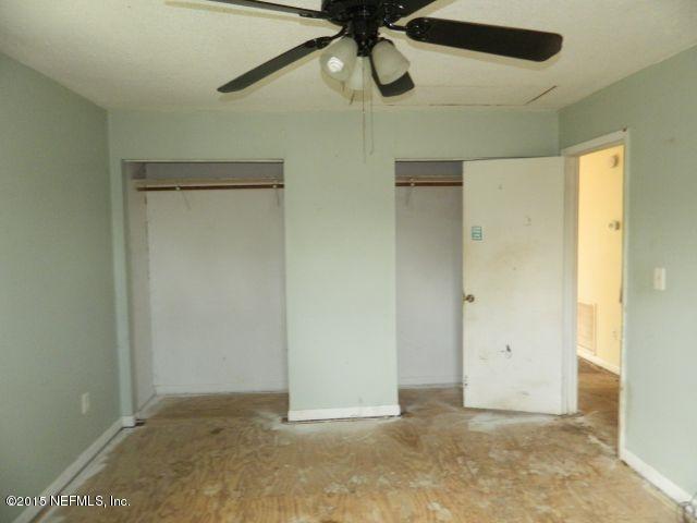 16033 Shellcracker Road Jacksonville, FL 32226 - Photo 21 of 38 Bedroom_1-b