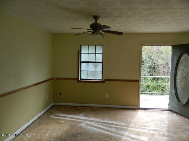 16033 Shellcracker Road Jacksonville, FL 32226 - Photo 10 of 38 Living_room