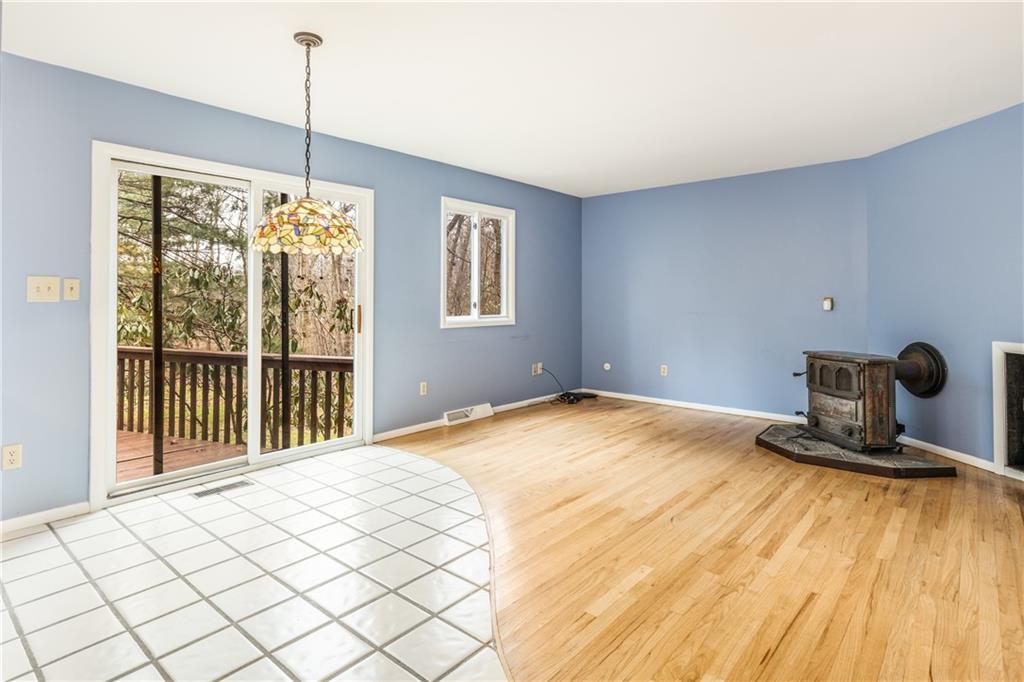 290 Valley Road Wexford, PA 15090 - Photo 8 of 25 Gallery Image 8