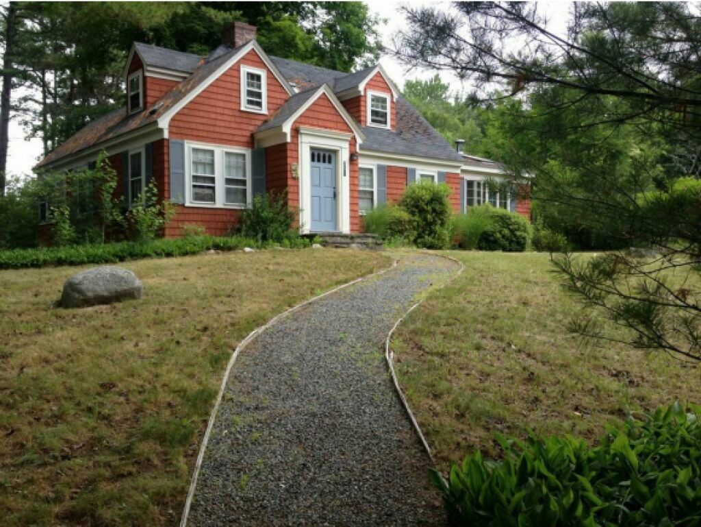 251 Winaukee Road Moultonborough, NH 03254 - Photo 1 of 31 Gallery Image 1