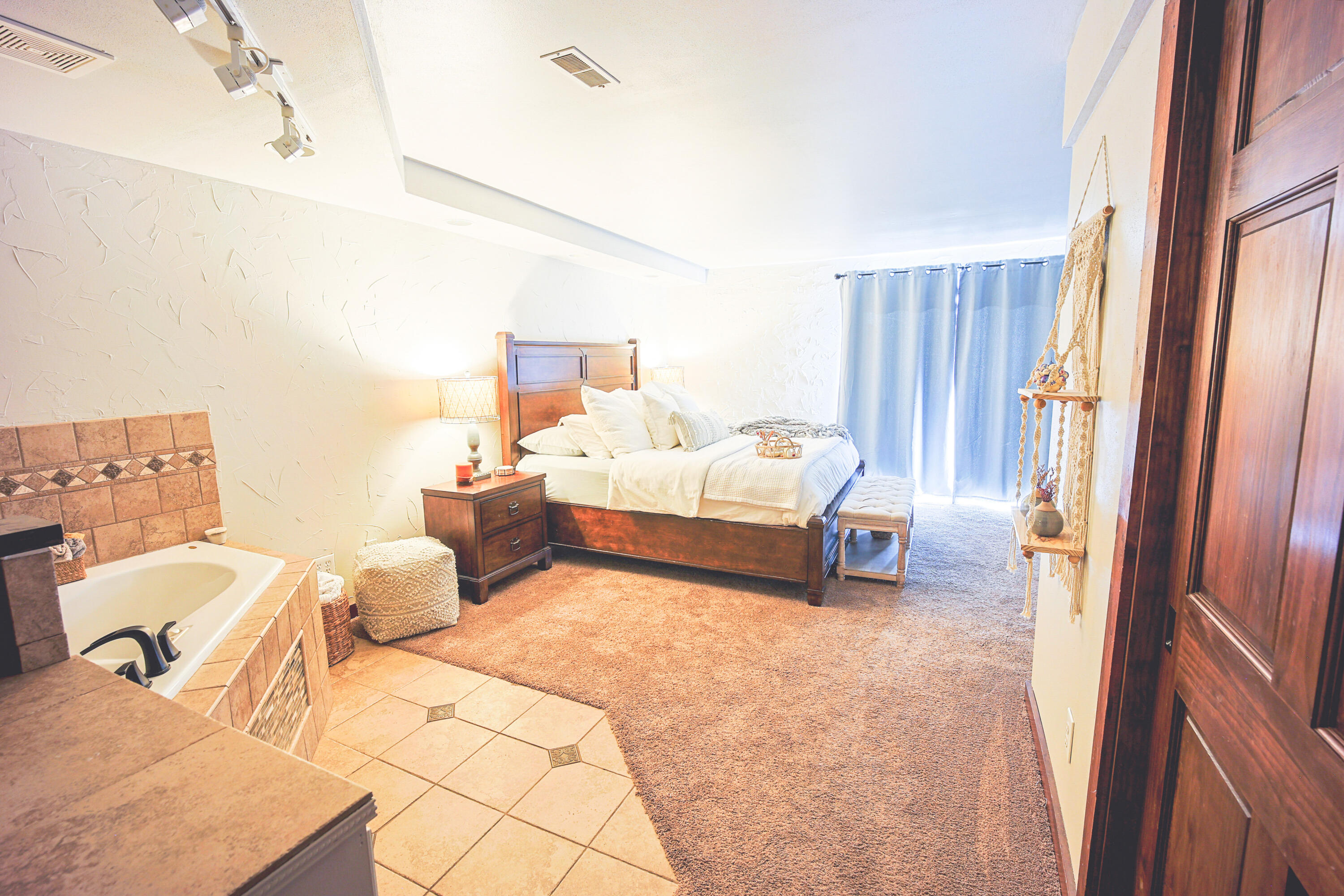 323 West Geneva Street Williams Bay, WI 53191 - Photo 4 of 67 4) 66305-69be7e0f372e0