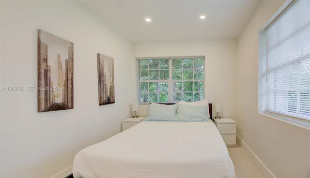 $2,800 | 1125 99th Street, Unit 12, Bay Harbor Islands, FL 33154