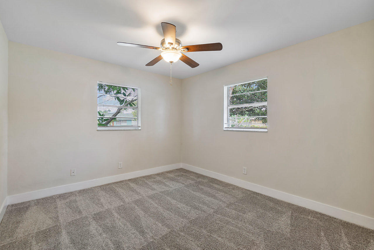 2938 Donald Road Lake Worth, FL 33461 - Photo 11 of 24 016-2938DonaldRd-LakeWorth-FL-small