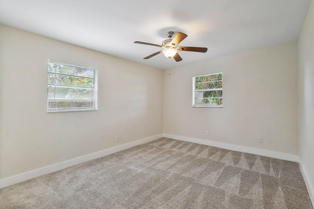2938 Donald Road Lake Worth, FL 33461 - Photo 14 of 24 017-2938DonaldRd-LakeWorth-FL-small