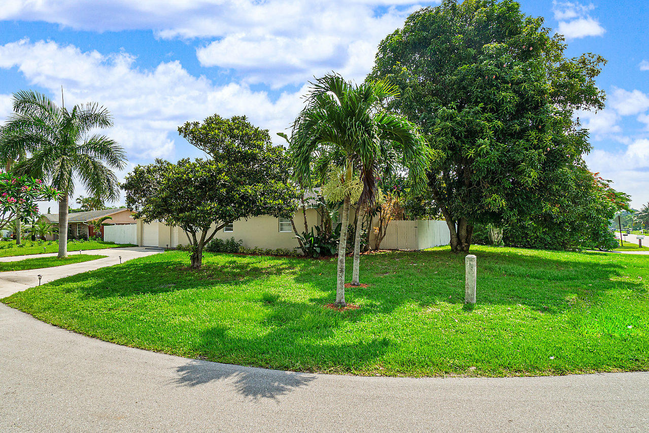 2938 Donald Road Lake Worth, FL 33461 - Photo 23 of 24 001-2938DonaldRd-LakeWorth-FL-small