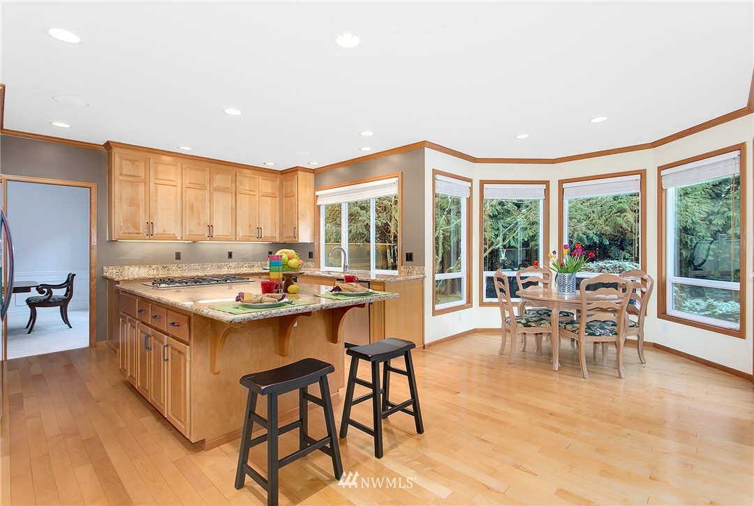 5004 177th Place Southeast Bothell, WA 98012 - Photo 10 of 23 Gallery Image 10