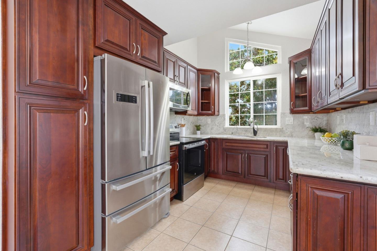 702 Winstead Court Sunnyvale, CA 94087 - Photo 13 of 38