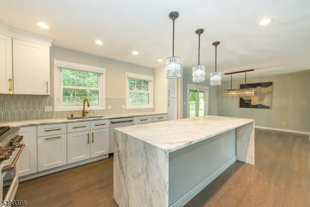 $950,000 | 22 Mountainside Drive, Morristown, NJ 07960