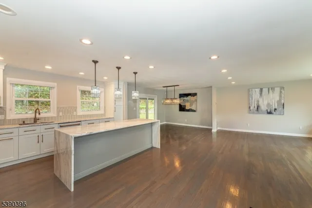 $950,000 | 22 Mountainside Drive, Morristown, NJ 07960