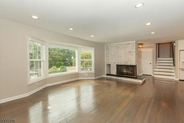 $950,000 | 22 Mountainside Drive, Morristown, NJ 07960