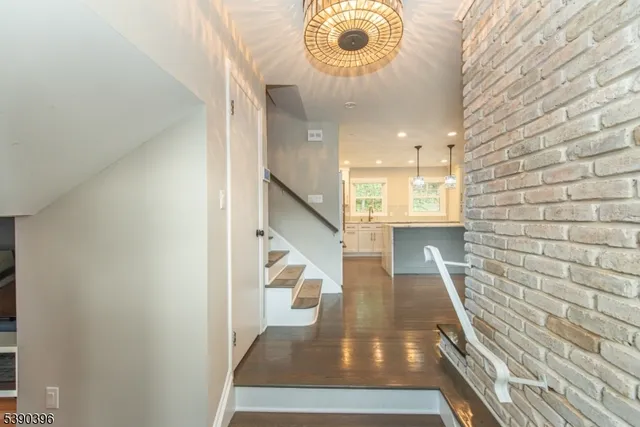 $950,000 | 22 Mountainside Drive, Morristown, NJ 07960