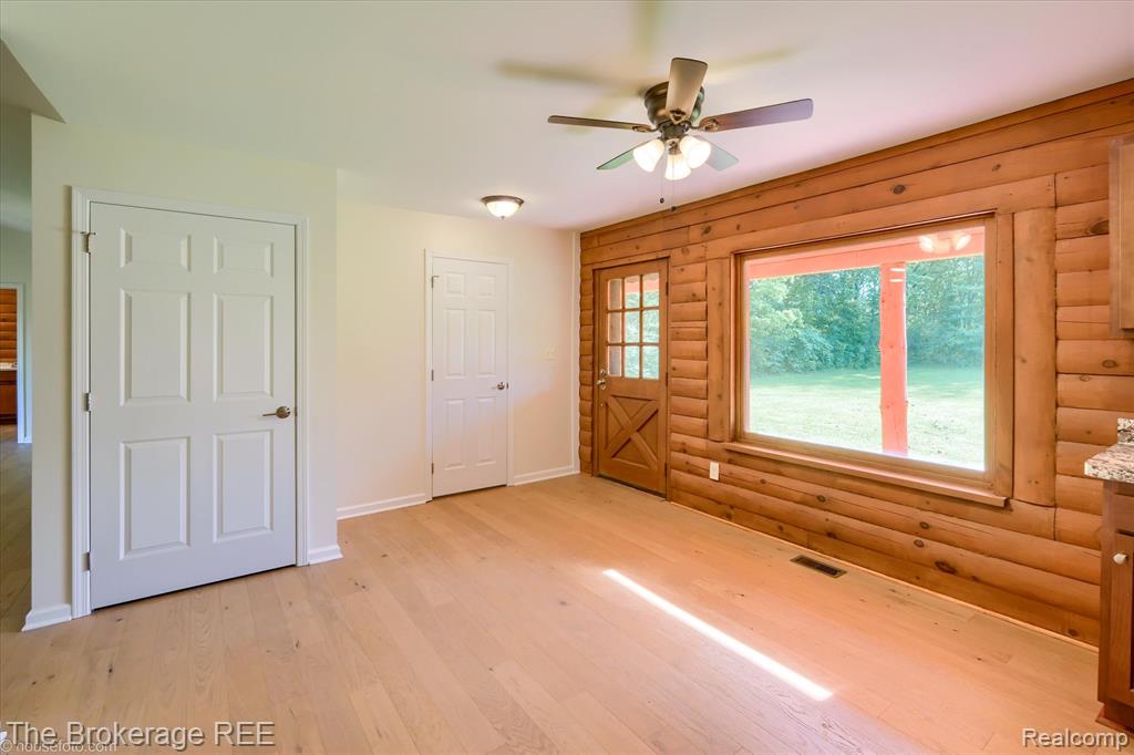 1077 Hadley Road Lapeer, MI 48446 - Photo 24 of 61