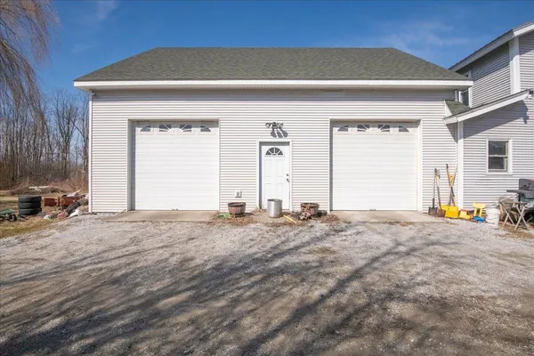 $400,000 | 374 Lake Road, St. Albans Town, VT 05478