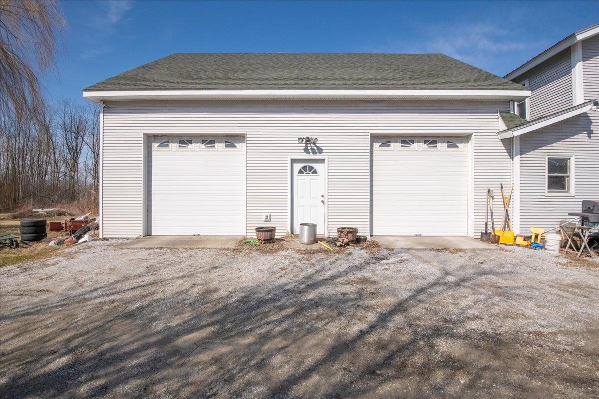 374 Lake Road St. Albans Town, VT 05478 - Photo 3 of 60