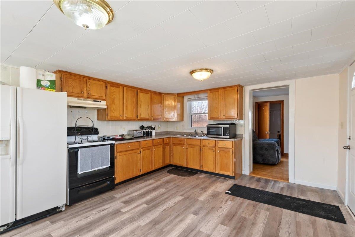 374 Lake Road St. Albans Town, VT 05478 - Photo 35 of 60