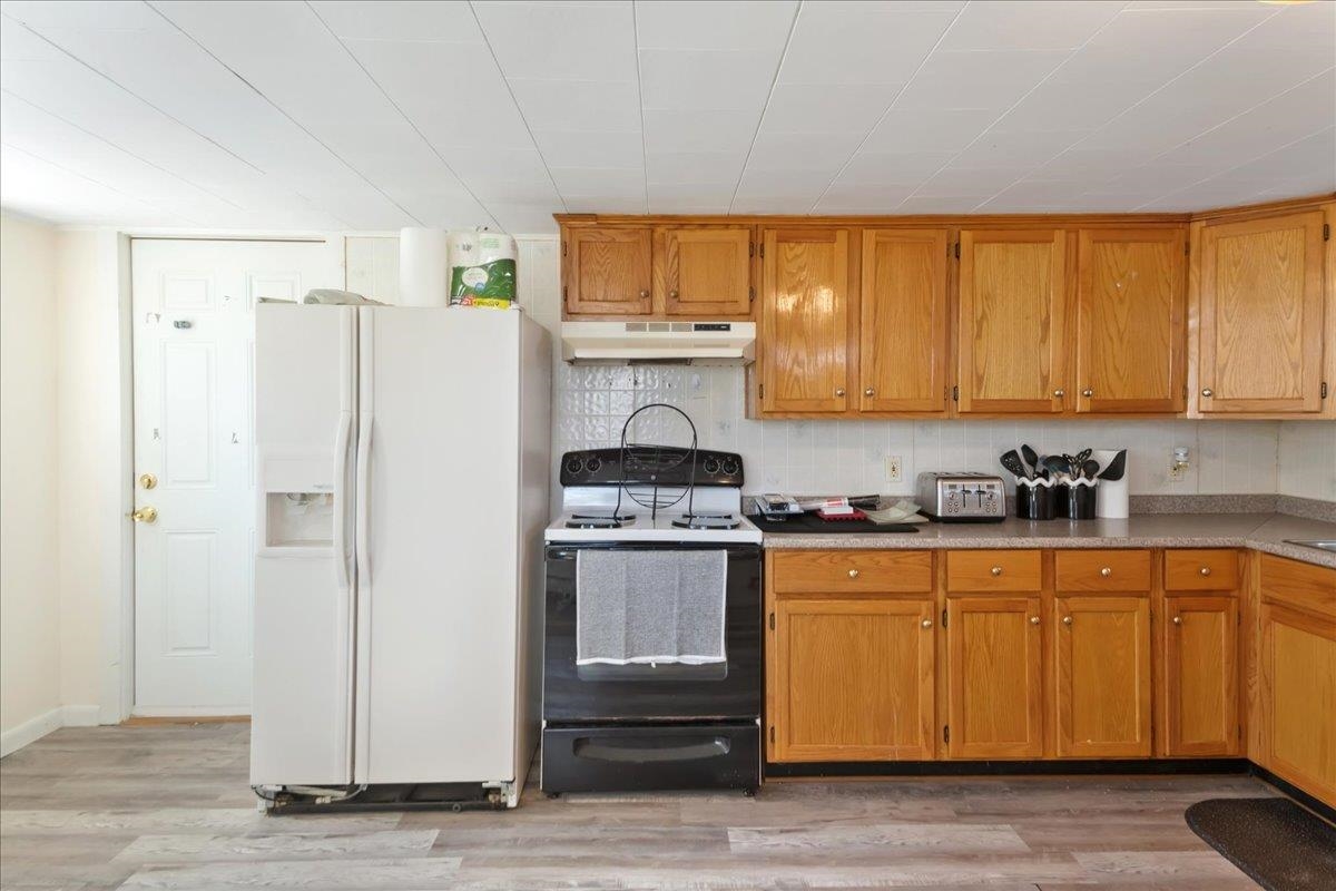 374 Lake Road St. Albans Town, VT 05478 - Photo 38 of 60