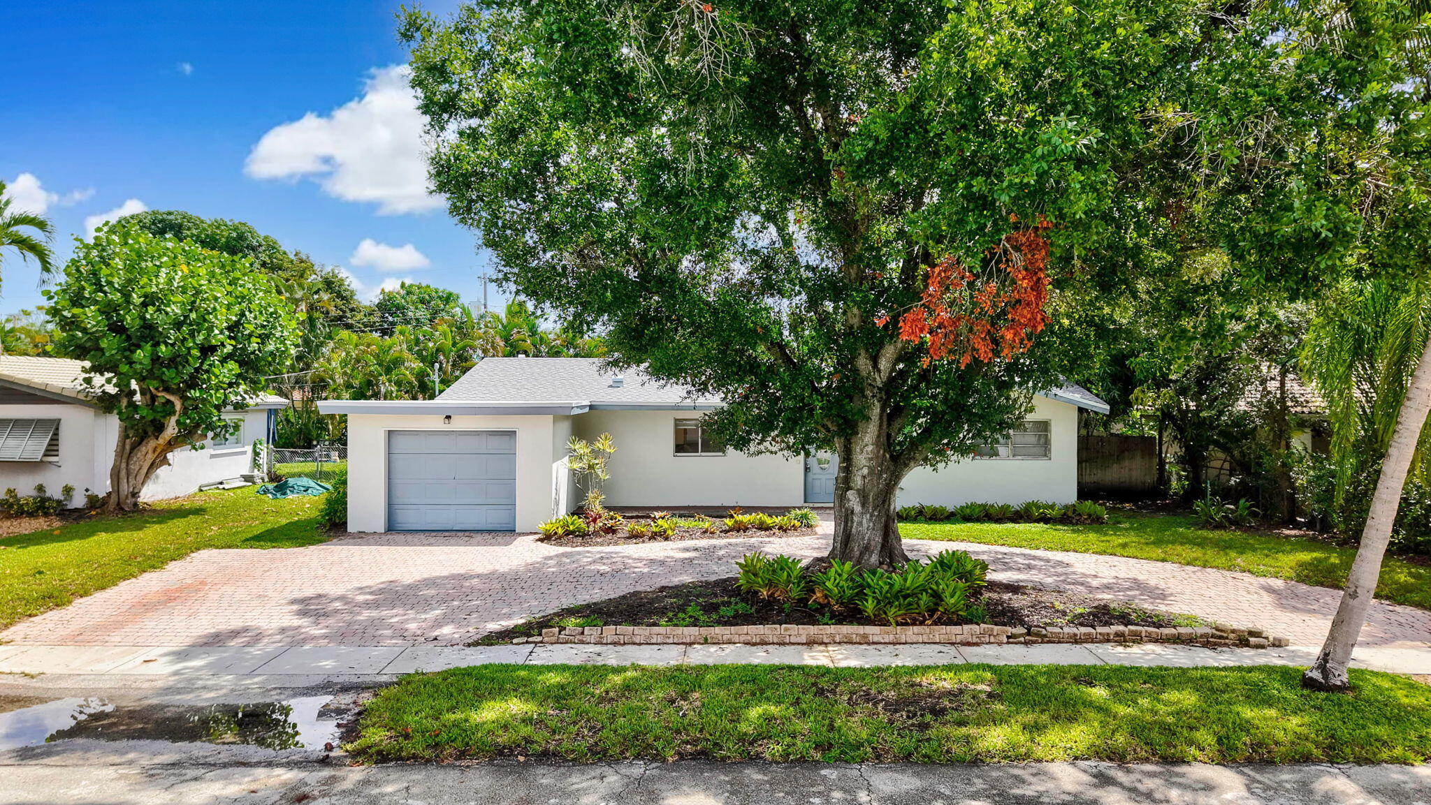 898 Southwest 10th Avenue Boca Raton, FL 33486 - Photo 37 of 47 41-web-or-mls-DJI_20260910120230_0094_D_