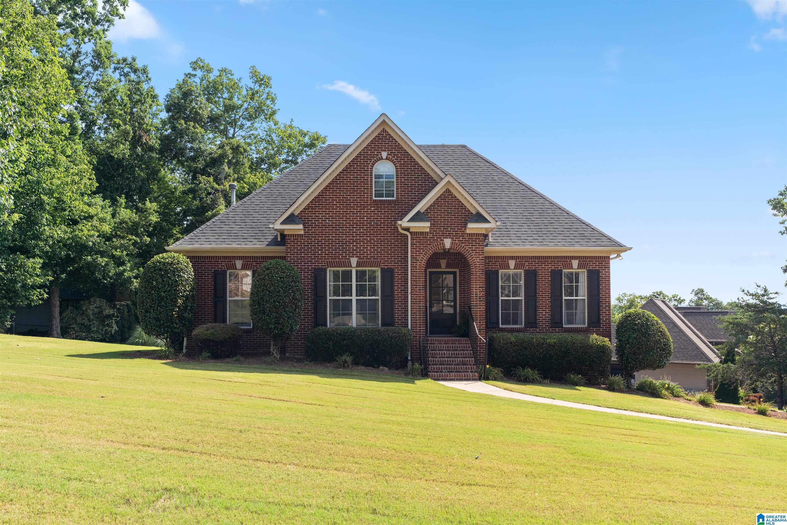 1235 Summit Ridge Way Odenville, AL 35120 - Photo 2 of 36