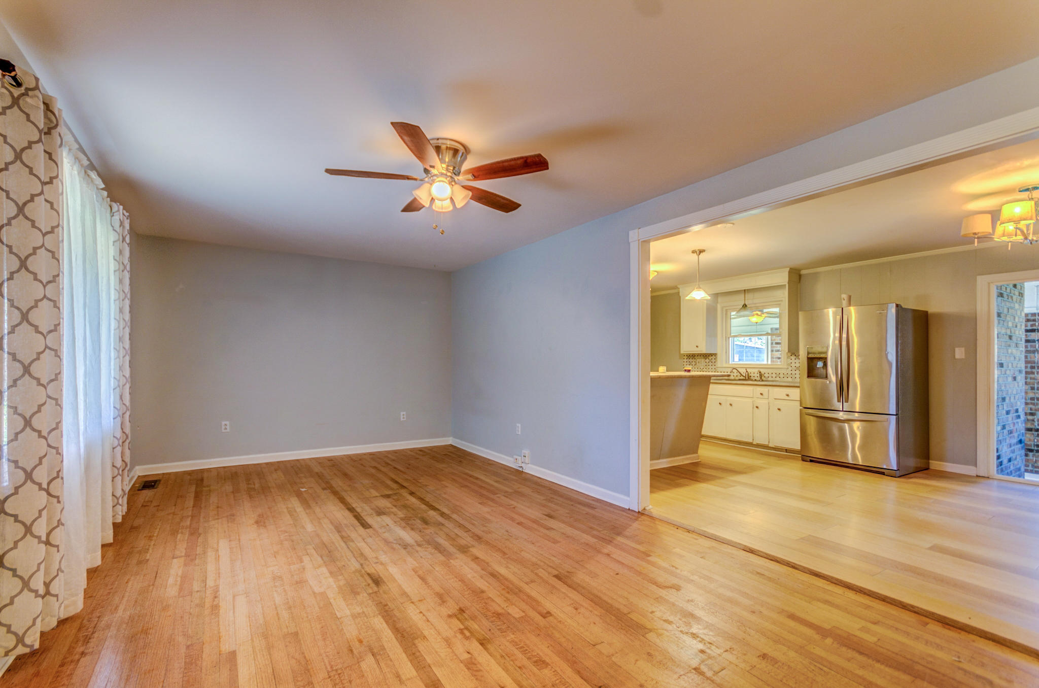 1301 Hampshire Road Charleston, SC 29412 - Photo 4 of 27 1301 Hampshire-4