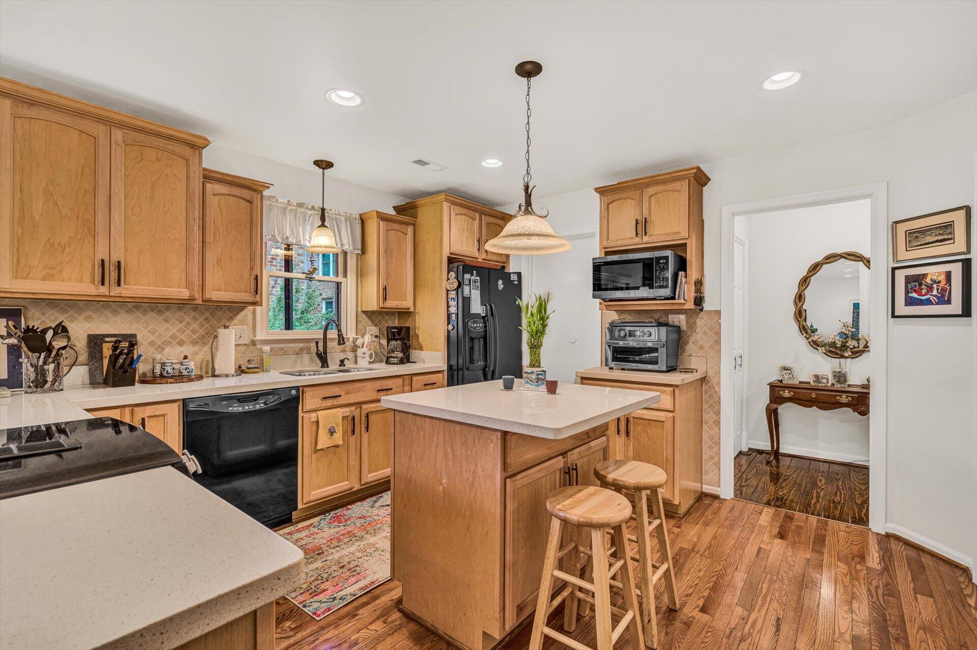 1 23rd Street Southwest, Unit 9 Roanoke, VA 24014 - Photo 13 of 32 13-082620220085