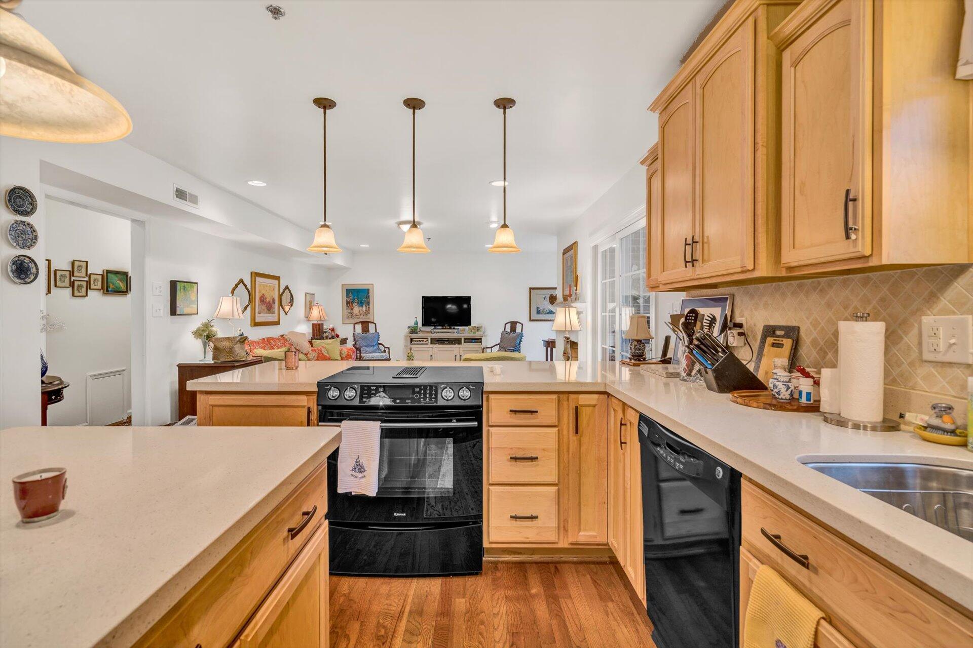 1 23rd Street Southwest, Unit 9 Roanoke, VA 24014 - Photo 15 of 32 15-082620220087
