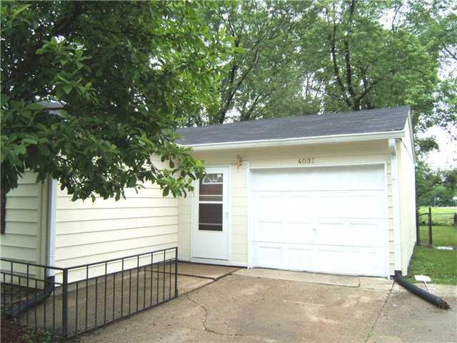 4037 Marseille Road Indianapolis, IN 46226 - Photo 10 of 12 Gallery Image 10
