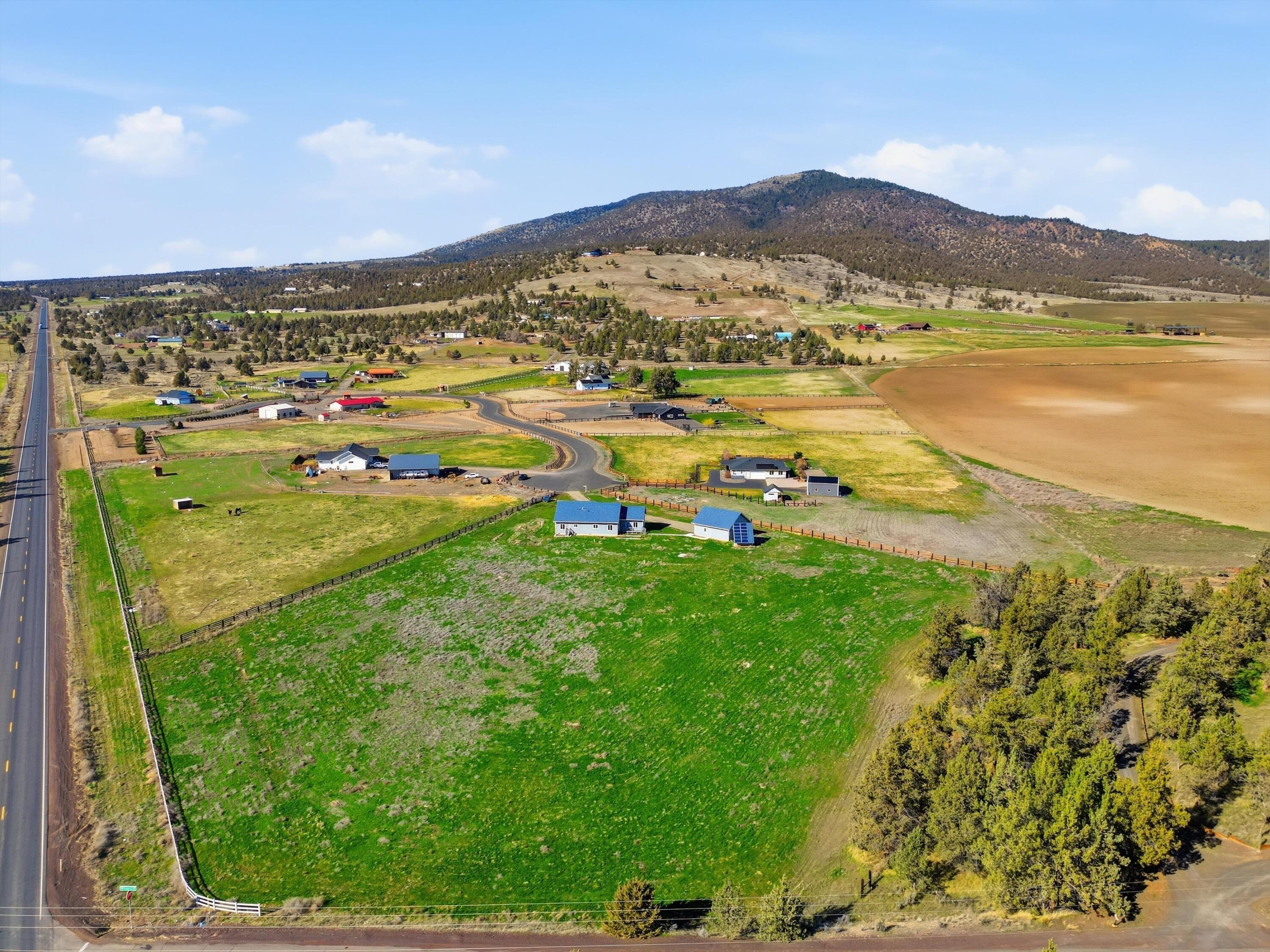 8905 Northwest Elizabeth Way Prineville, OR 97754 - Photo 43 of 45 05-2875652_8905_nw_elizabeth_way_-_sonya