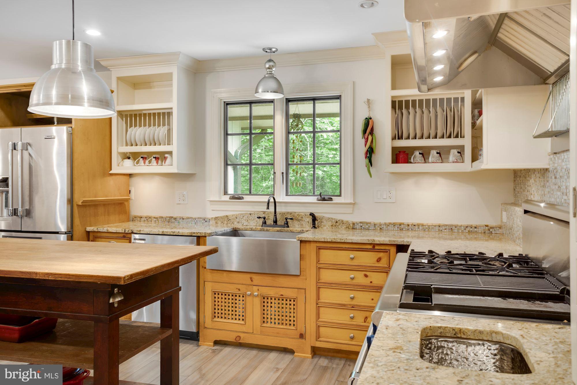 23320 Mersey Road Middleburg, VA 20117 - Photo 7 of 54 Gorgeous chef's kitchen