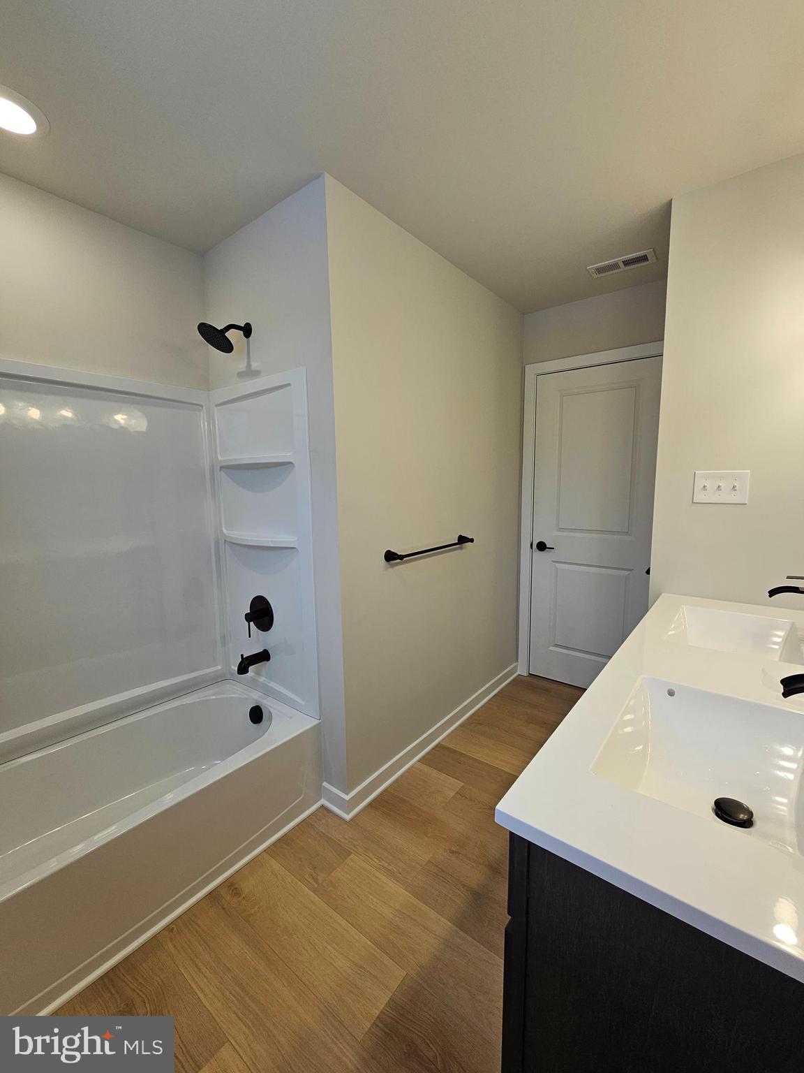 10 Fieldstone Court Bridgeton, NJ 08302 - Photo 20 of 31 a bathroom with a bathtub and a sink
