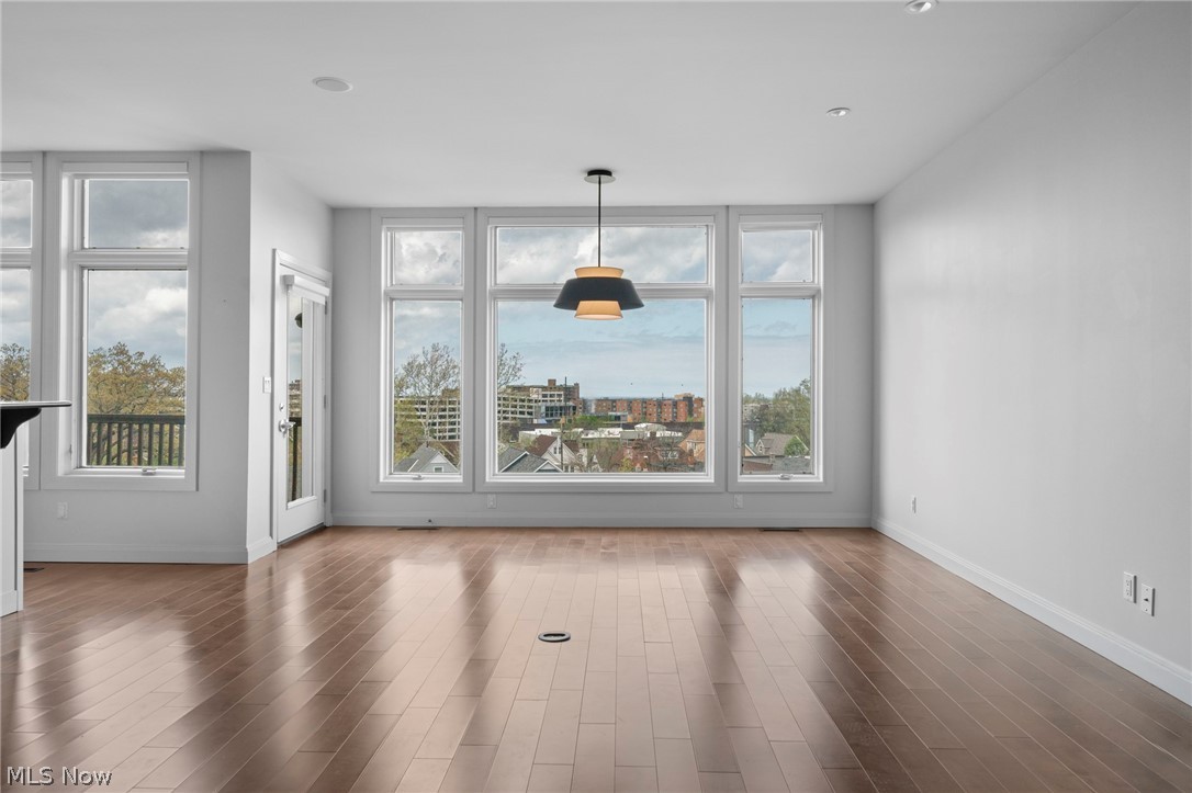 2339 Edgehill Road Cleveland, OH 44106 - Photo 9 of 50 2nd Level