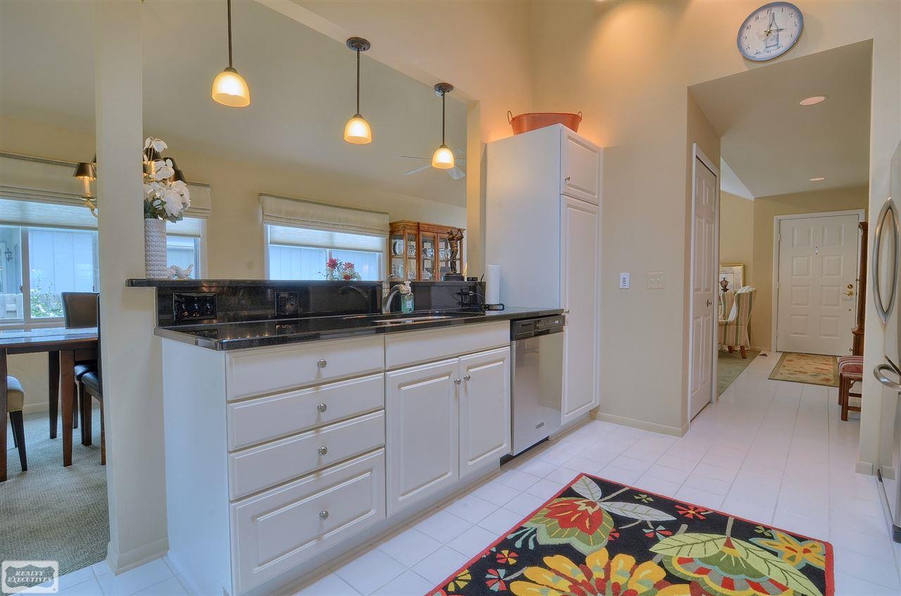 138 Regal Avenue Rochester, MI 48307 - Photo 15 of 30 31327779-14.JPG