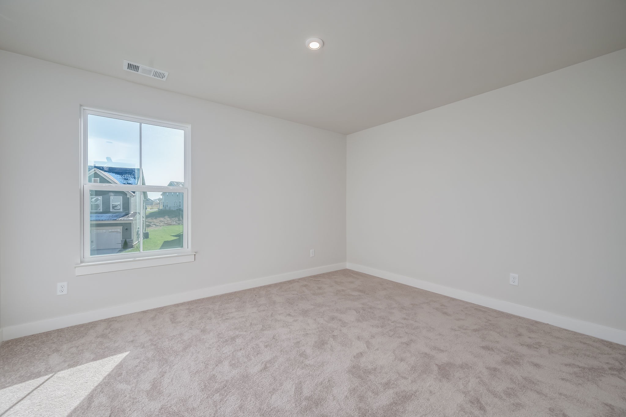 9016 Nestling Ridge College Grove, TN 37046 - Photo 28 of 30 an empty room with windows