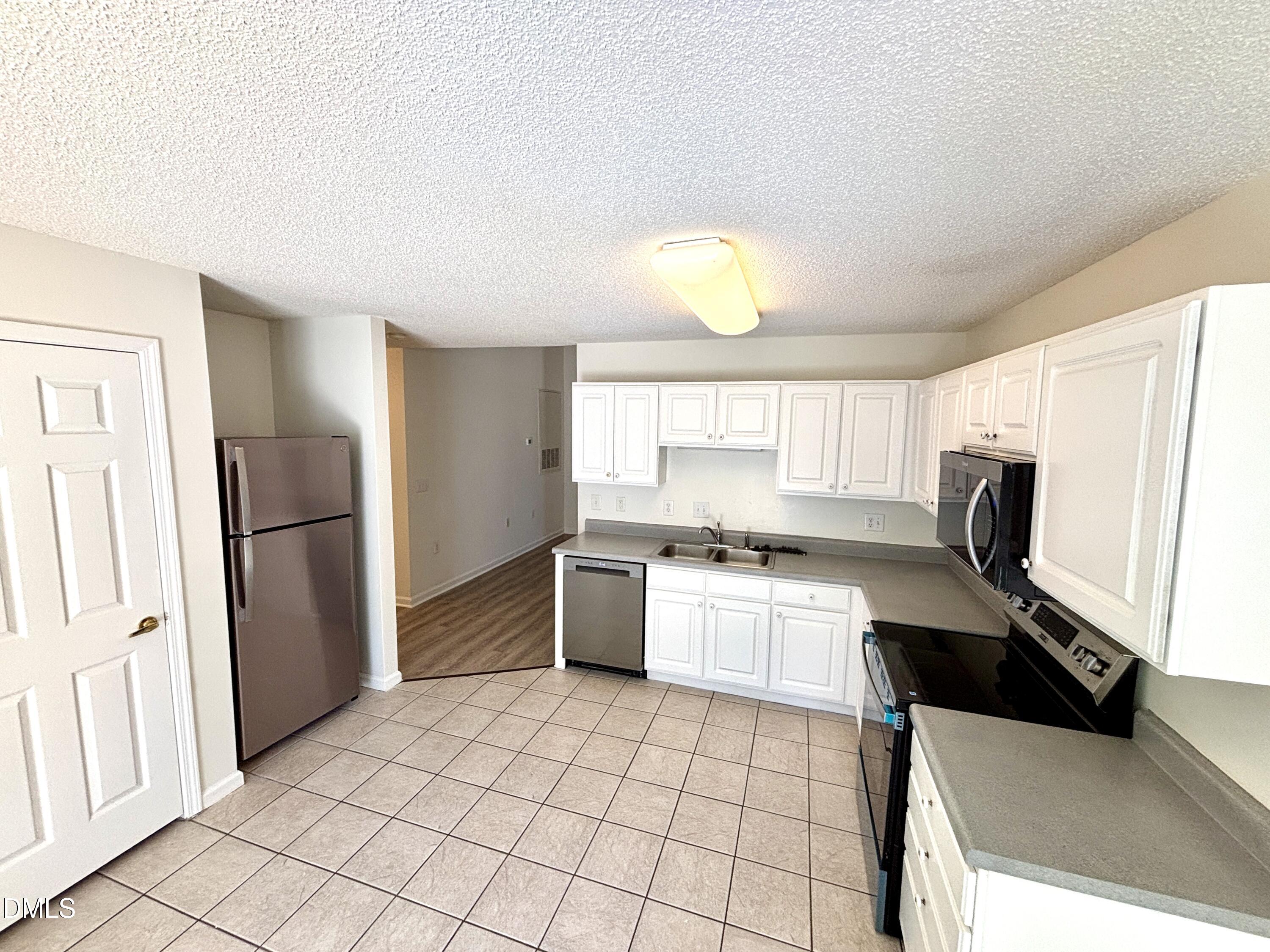 11381 Involute Place, Unit 103 Raleigh, NC 27617 - Photo 6 of 16