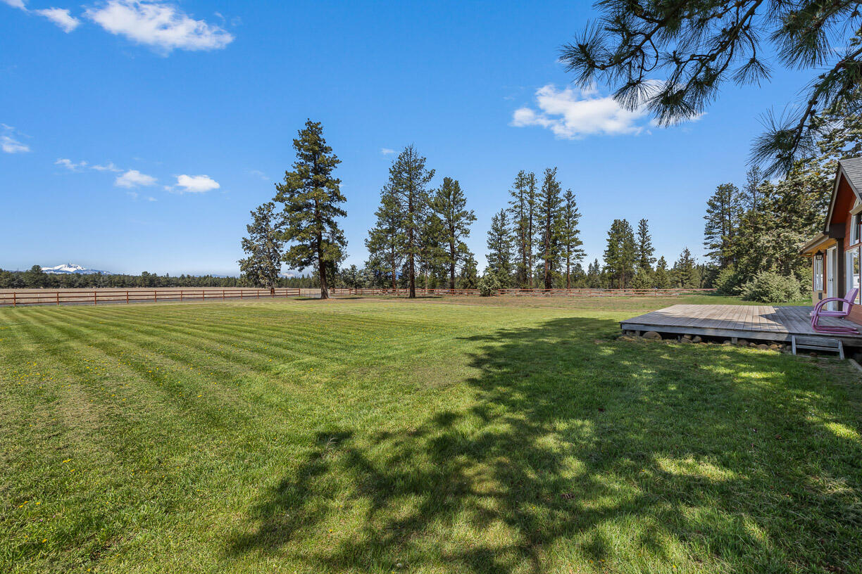 67500 Harrington Loop Road Bend, OR 97703 - Photo 43 of 72 a view of a golf course