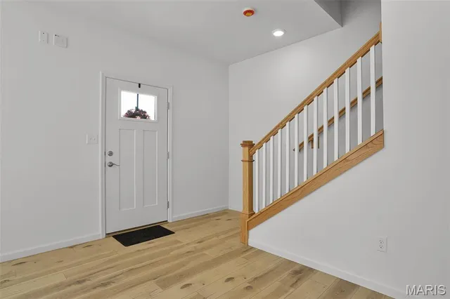 $377,500 | 7119 Trainor Place, St. Louis, MO 63116