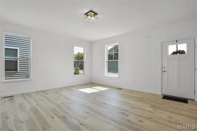 $377,500 | 7119 Trainor Place, St. Louis, MO 63116