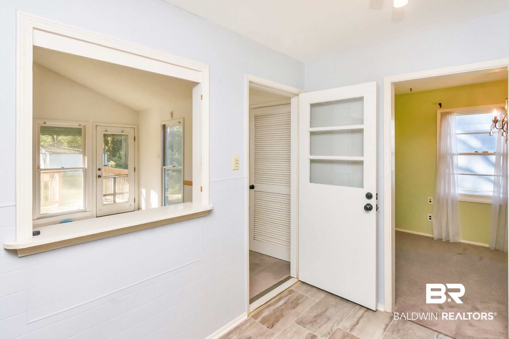 952 West Tanglewood Drive Mobile, AL 36606 - Photo 12 of 38