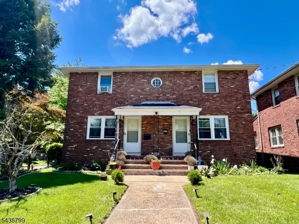 $2,100 | 201 East 9th Street, Unit 1, Plainfield, NJ 07060