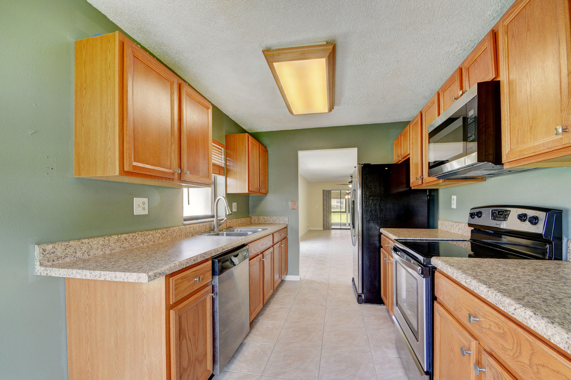 5230 Minto Road Boynton Beach, FL 33472 - Photo 12 of 40 Eat-in Kitchen
