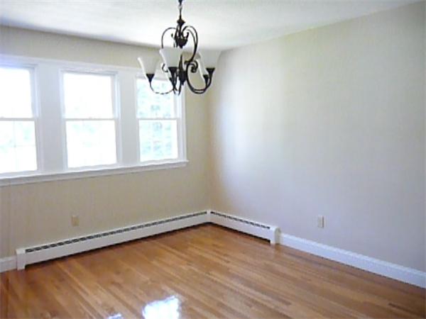 29 Princeton Road Sterling, MA 01564 - Photo 3 of 16 Gallery Image 3