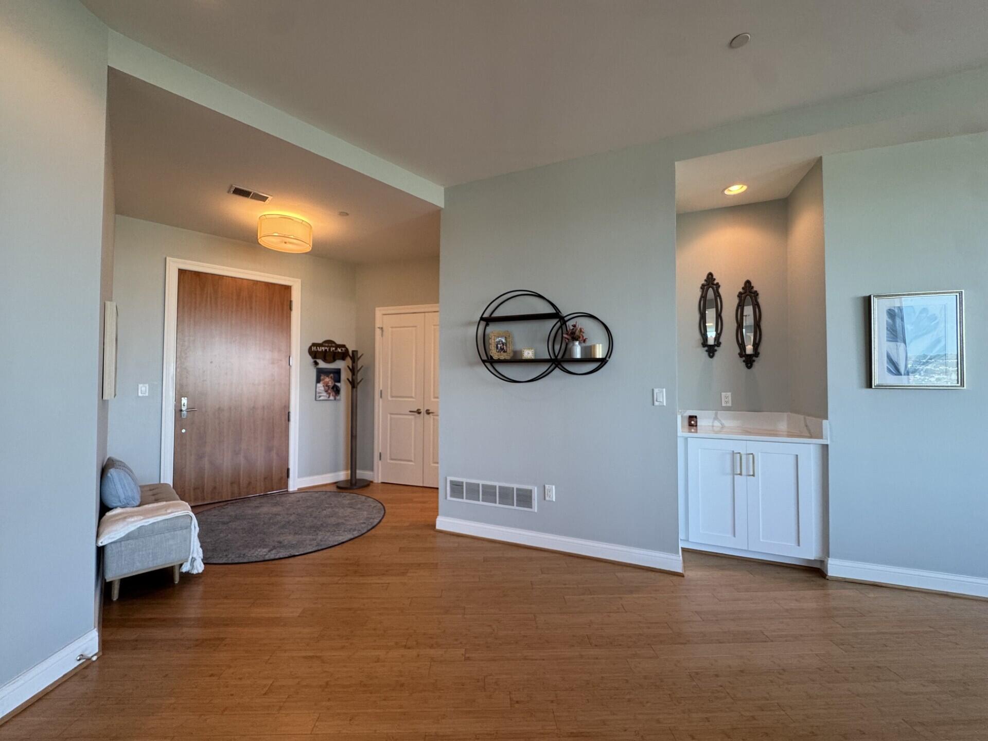 1 Roebling Way, Unit 1106 Covington, KY 41011 - Photo 3 of 50