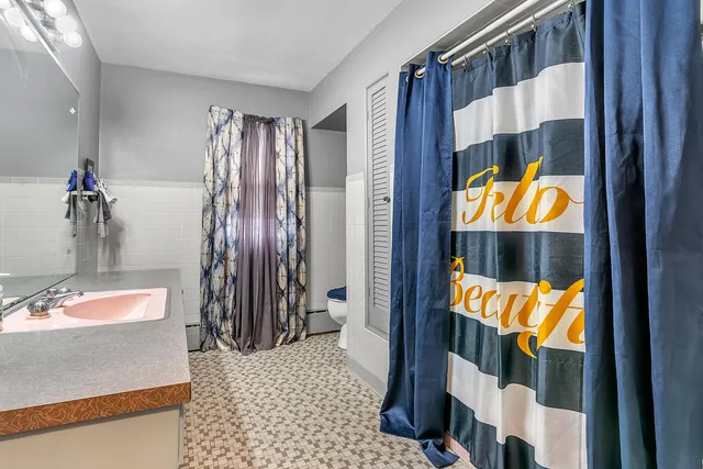 $285,000 | 5550 Jefferson Place, Merrillville, IN 46410