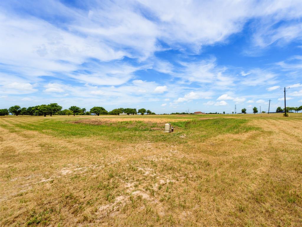 2695 Old Decatur Road Alvord, TX 76225 - Photo 3 of 17