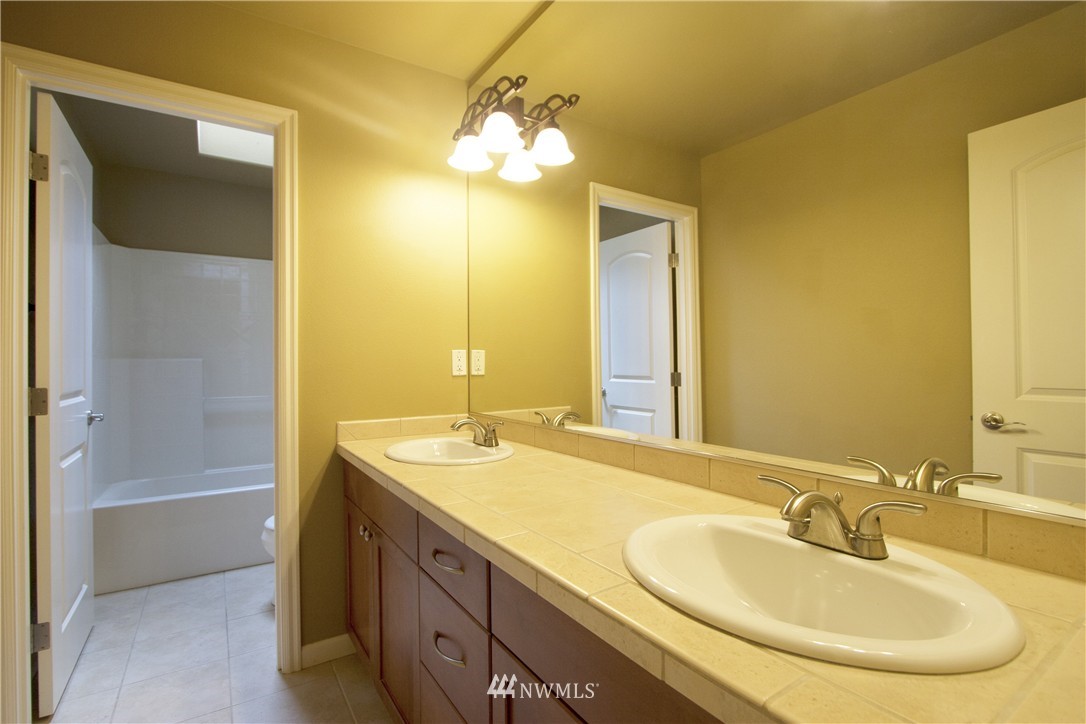 3462 Wells Avenue South Renton, WA 98055 - Photo 15 of 16