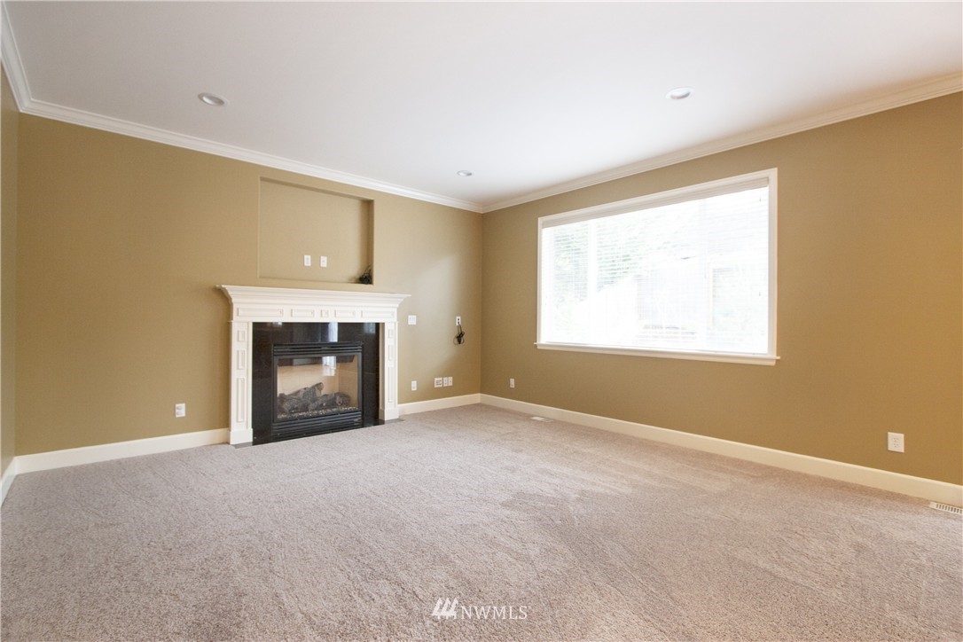 3462 Wells Avenue South Renton, WA 98055 - Photo 5 of 16