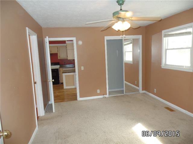1410 Spring Creek Road Chapmansboro, TN 37035 - Photo 10 of 16 bedroom