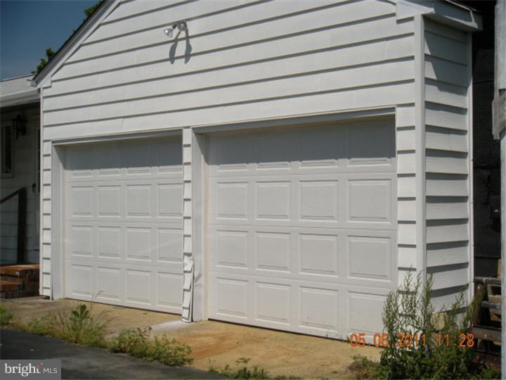 210 Merrick Road Hamilton, NJ 08691 - Photo 6 of 6 Garage