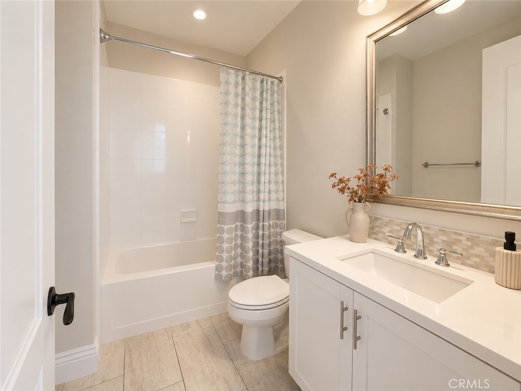 61 Windwalker Way Tustin, CA 92782 - Photo 22 of 37